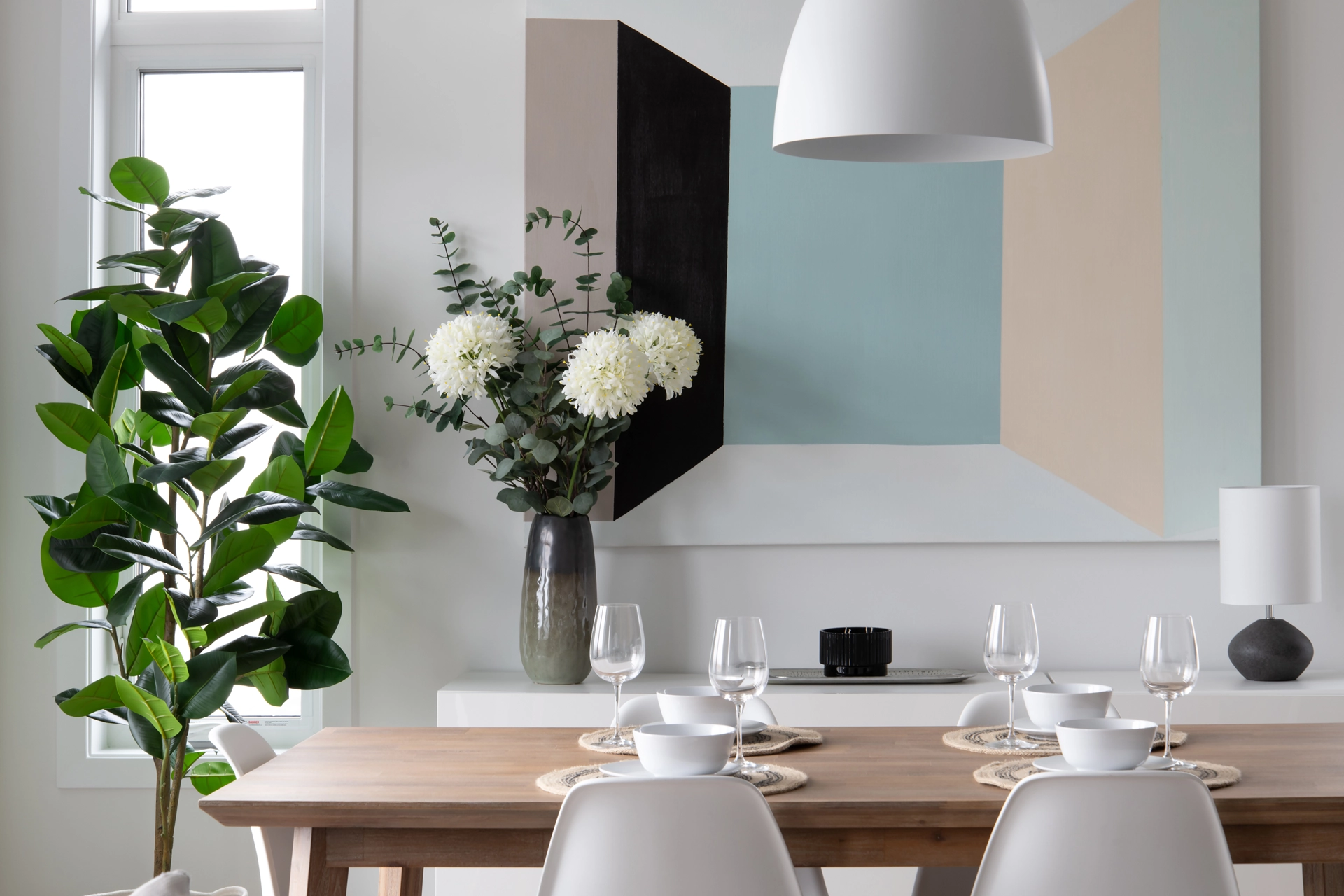 Knightsbridge_Condo_Model (20) Knightsbridge Condo - Urbandale Construction